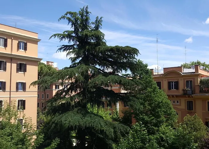 Отель типа "постель и завтрак" Bed & Breakfast A Casa Di Lia A Roma