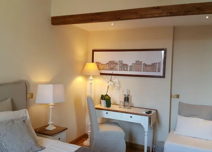 Отель типа "постель и завтрак" Bed & Breakfast A Casa Di Lia A Roma